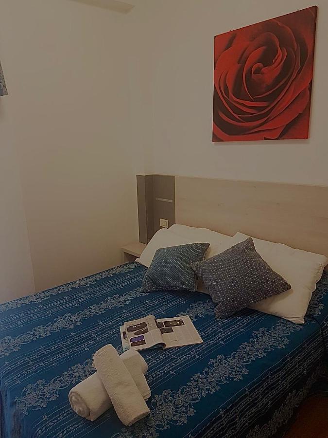 Hotel Arena Rimini Buitenkant foto